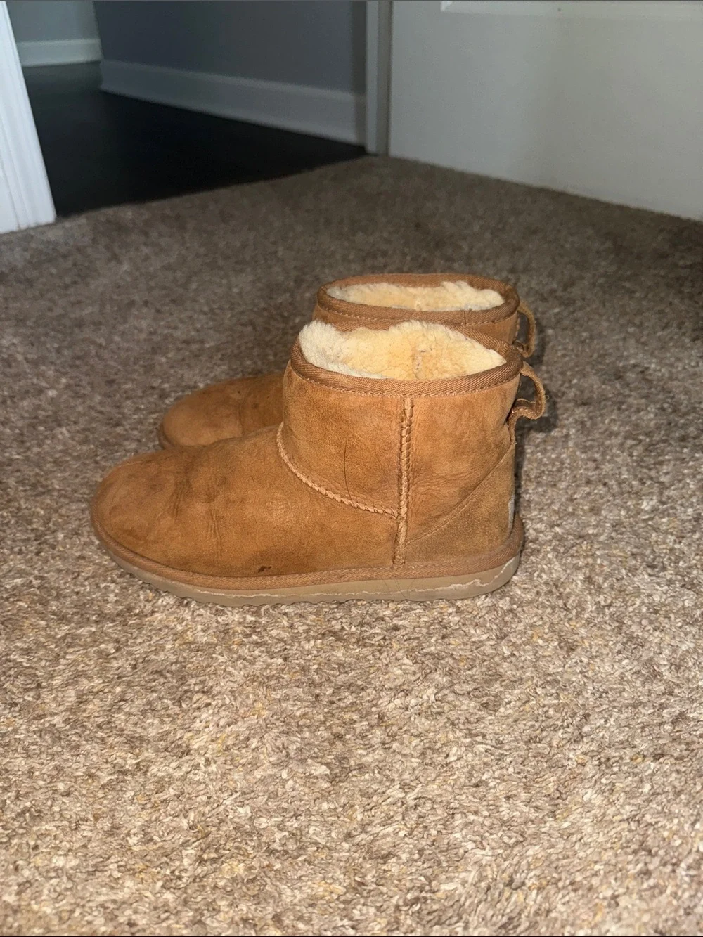 UGG used mini